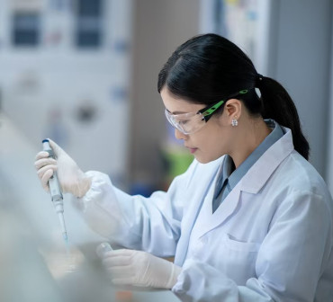 Detecting halogen chlorine elements and phthalates